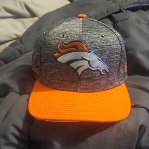 Brand New Without Tags Denver Broncos NFL Snapback...